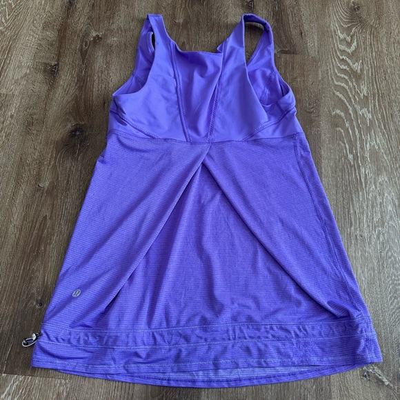 Lululemon Run: Ta Ta Topper - Picture 8 of 11